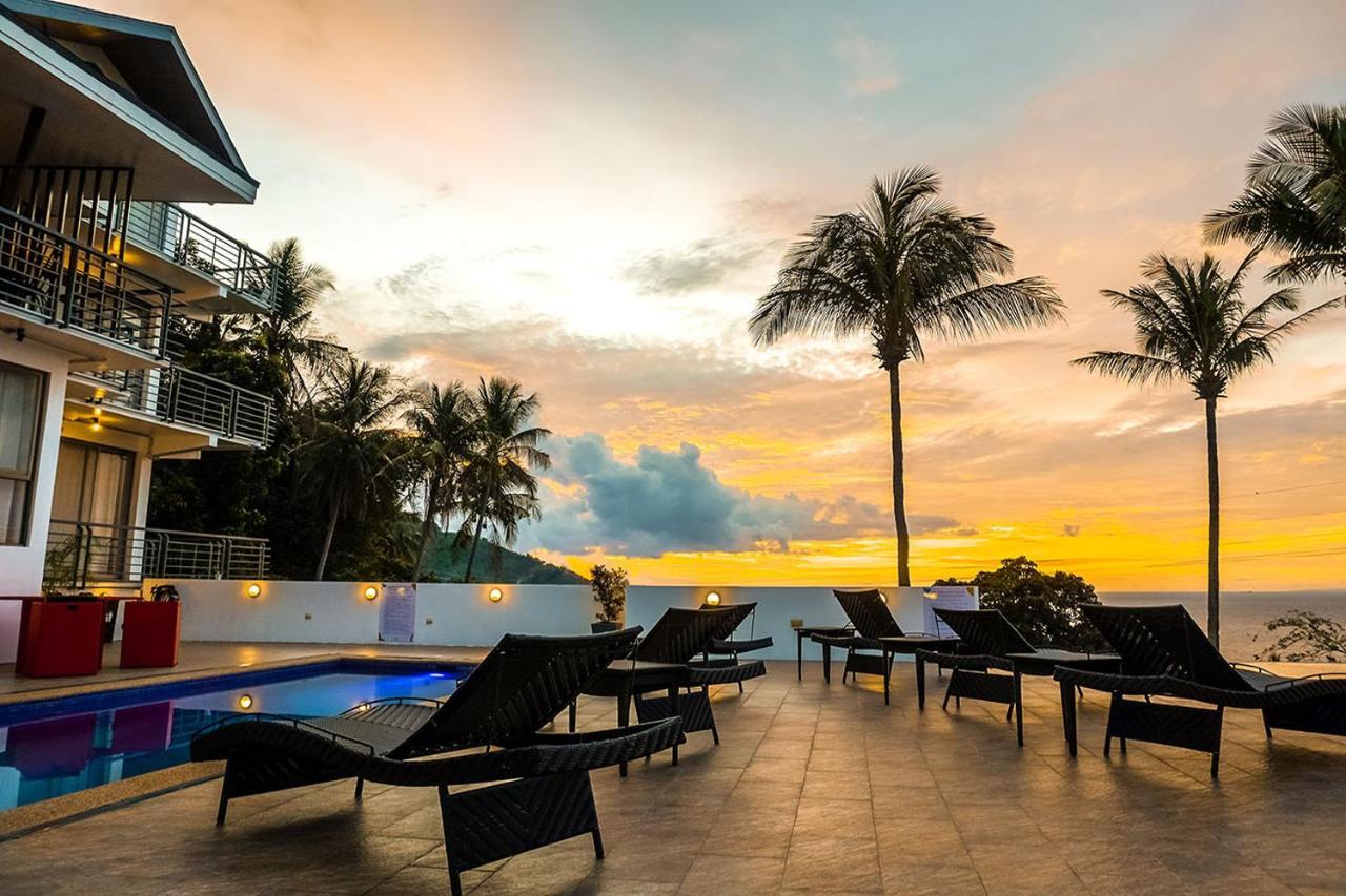 Av Suites Puerto Galera Buitenkant foto